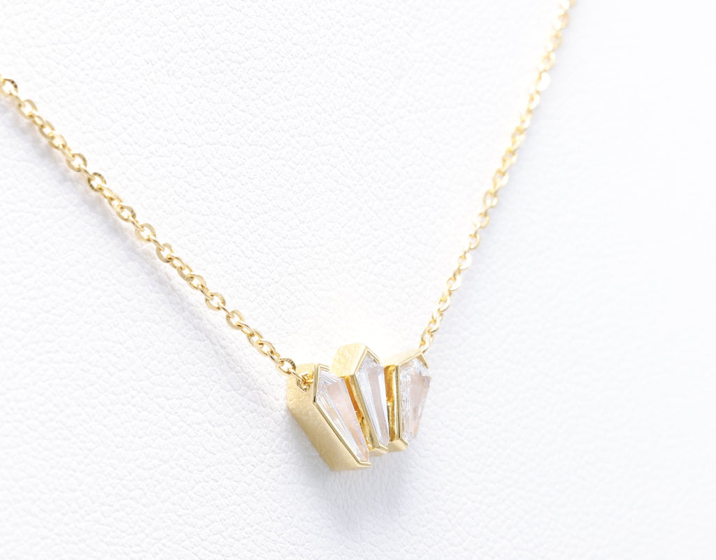 Kite Diamond Crown Pendant in 18K yellow gold — view 4