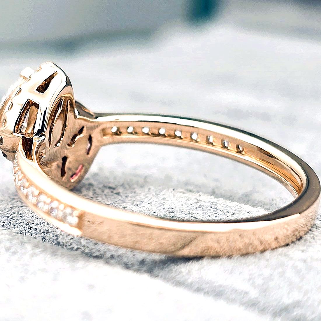 Madagascar Pink Sapphire Toi et Moi Ring