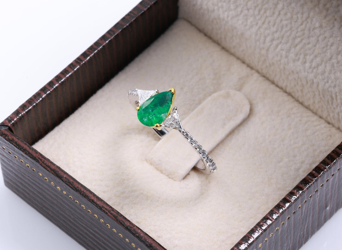 Pear Emerald & Triangle Diamond Ring in 18K white gold — view 3