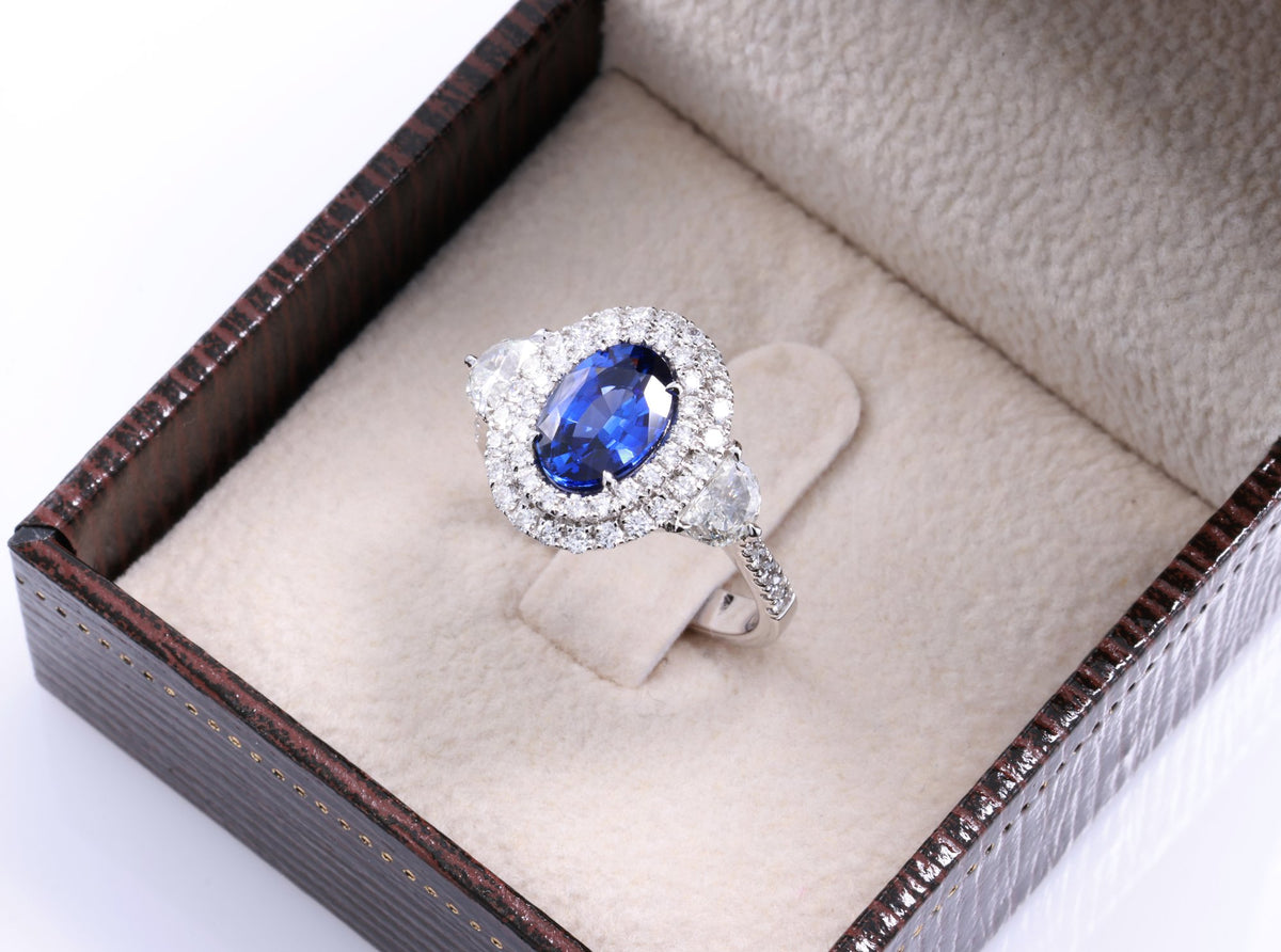 Royal Blue Ceylon Sapphire Halo Ring, 1.76 ct in 18K white gold — view 3