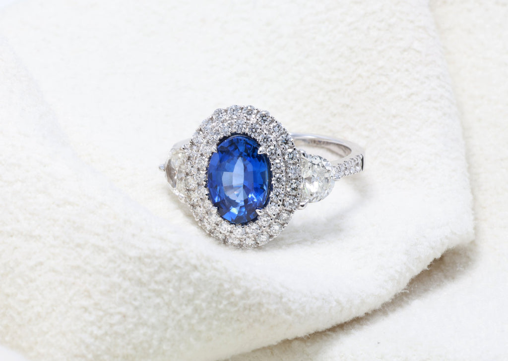 Royal Blue Ceylon Sapphire Halo Ring, 1.76 ct in 18K white gold — view 4