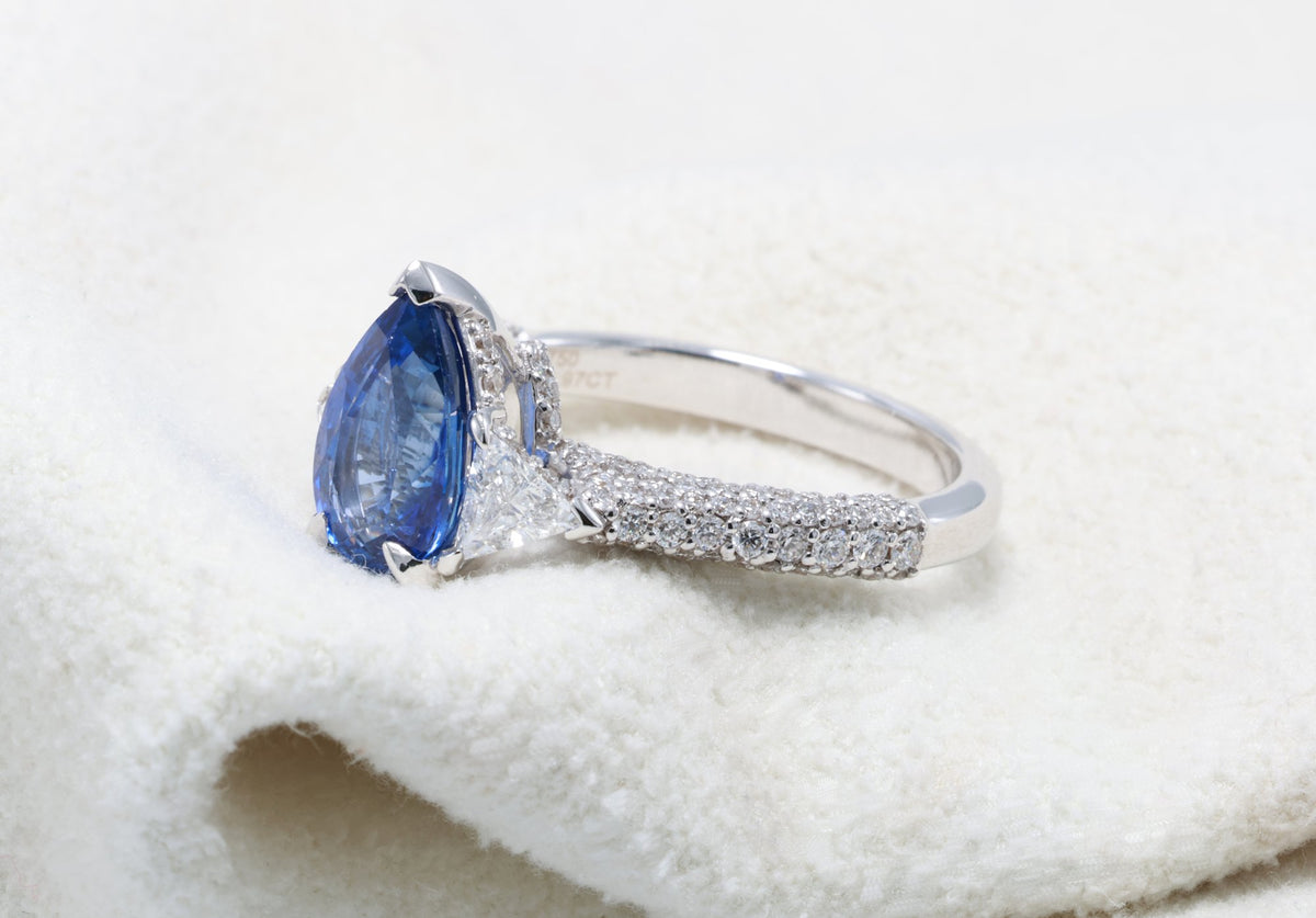 Royal Blue Pear Sapphire Ring in 18K white gold — view 9