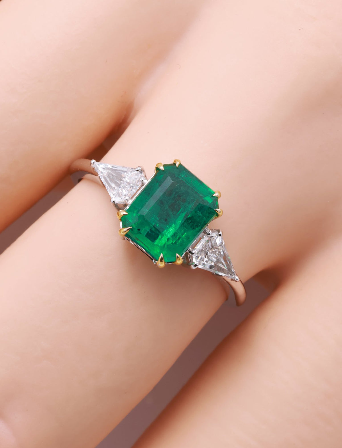 Zambian Emerald & Shield Diamond Three-Stone Ring in 18K white gold — view 2